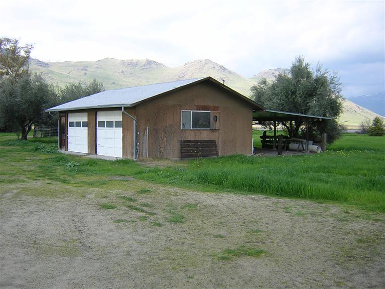22479 East Kings Canyon Road, Unit A Reedley, CA 93654 - Photo 8 of 16 Detached Garage/Work Shop