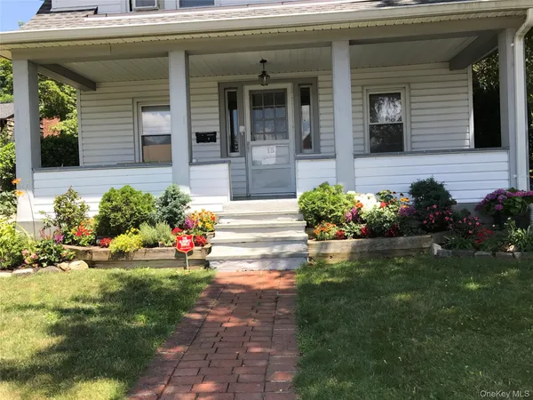 $5,500 | 15 Maple Grove Street, Great Neck, NY 11023