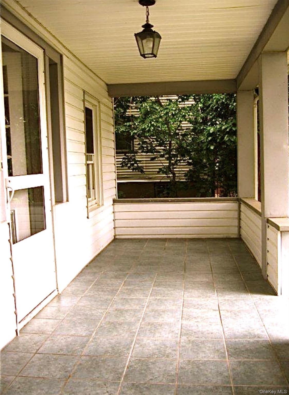 15 Maple Grove Street Great Neck, NY 11023 - Photo 19 of 22