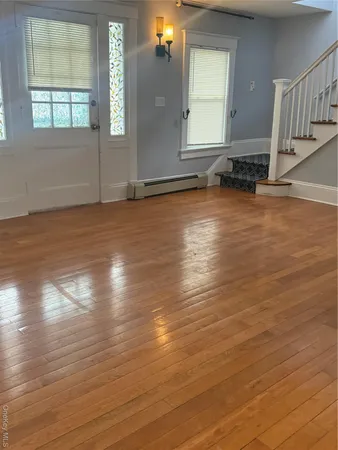 $5,500 | 15 Maple Grove Street, Great Neck, NY 11023