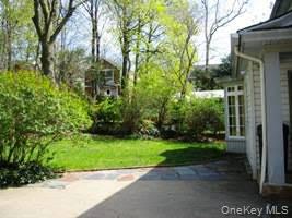15 Maple Grove Street Great Neck, NY 11023 - Photo 22 of 22
