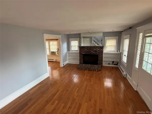$5,500 | 15 Maple Grove Street, Great Neck, NY 11023