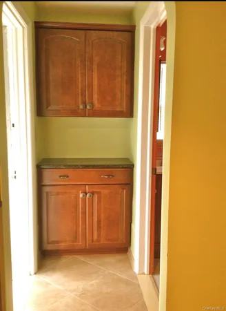 $5,500 | 15 Maple Grove Street, Great Neck, NY 11023