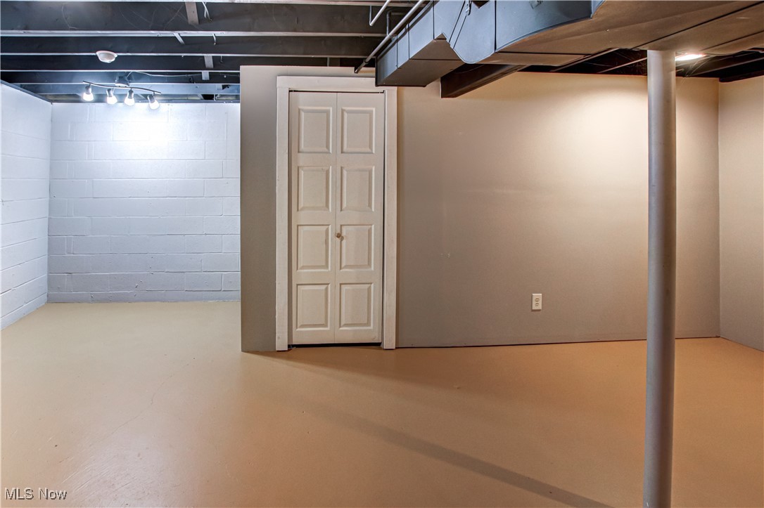 18085 Grill Road Doylestown, OH 44230 - Photo 27 of 50 Gallery Image 27