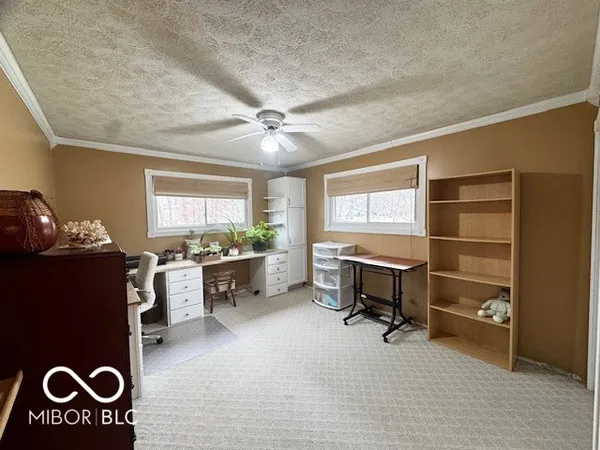 $374,900 | 1301 North Maple Street, Veedersburg, IN 47987