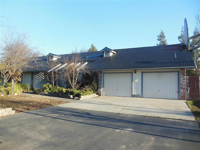26331 Cullen Way Madera, CA 93638 - Photo 1 of 16 Gallery Image 1