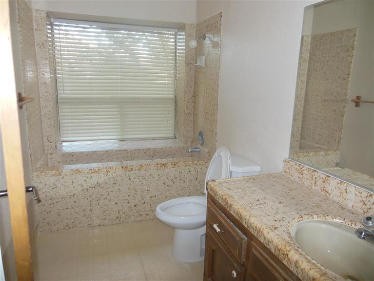 26331 Cullen Way Madera, CA 93638 - Photo 14 of 16 Gallery Image 14