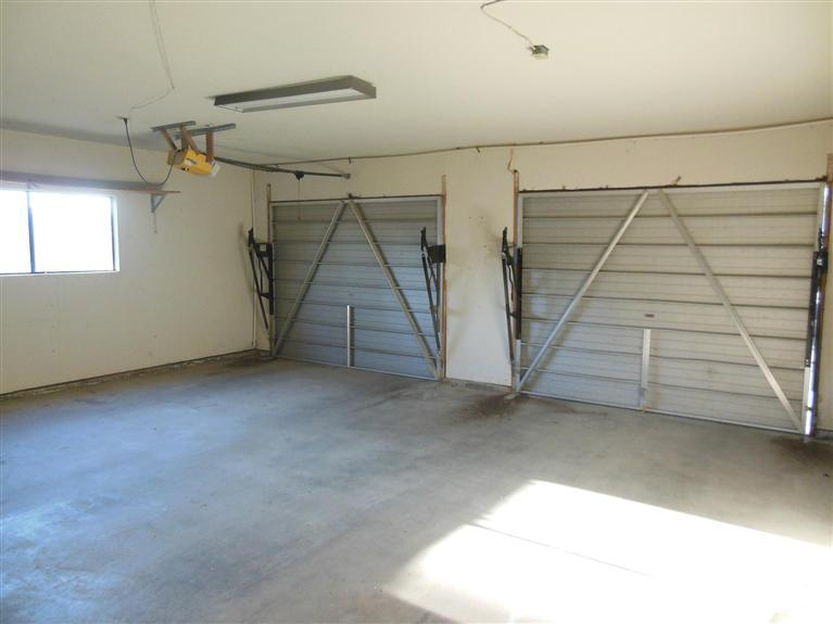 26331 Cullen Way Madera, CA 93638 - Photo 7 of 16 Gallery Image 7