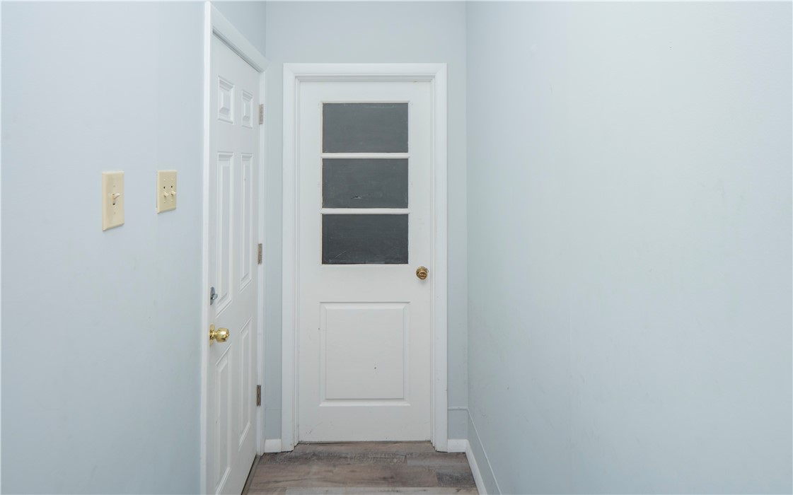 109 Haskins Avenue Tiverton, RI 02878 - Photo 3 of 26