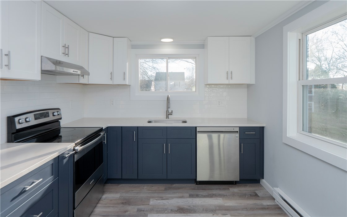 109 Haskins Avenue Tiverton, RI 02878 - Photo 8 of 26