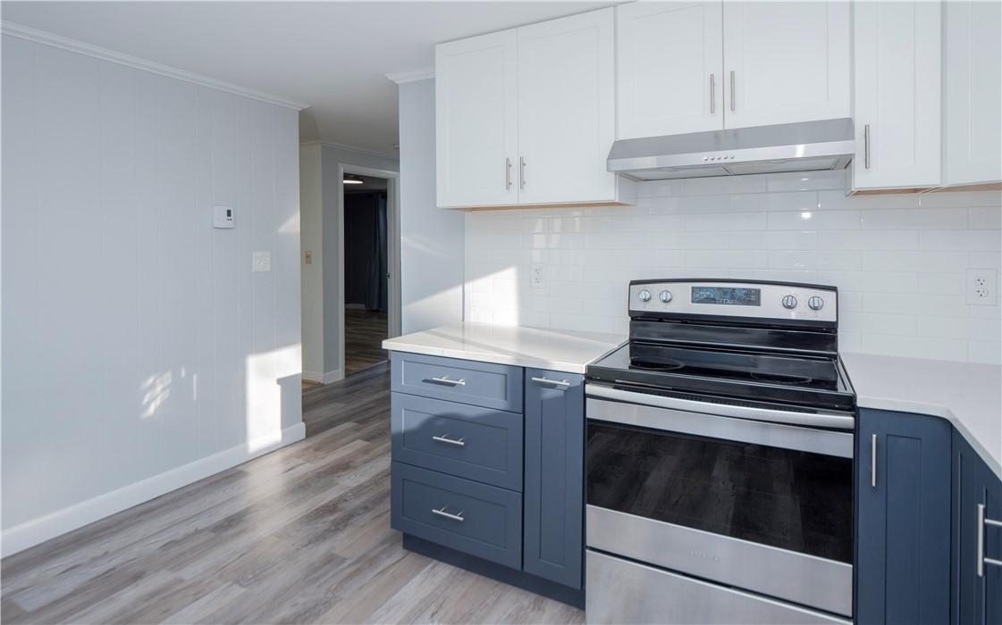 109 Haskins Avenue Tiverton, RI 02878 - Photo 10 of 26