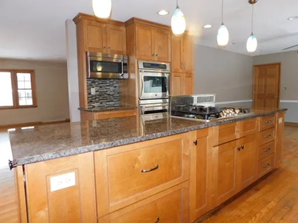 $289,900 | 821 Tamarack Lane, Rockford, IL 61107
