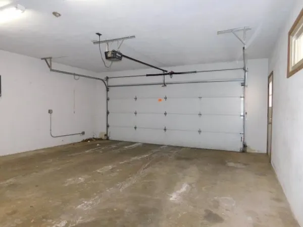 $289,900 | 821 Tamarack Lane, Rockford, IL 61107