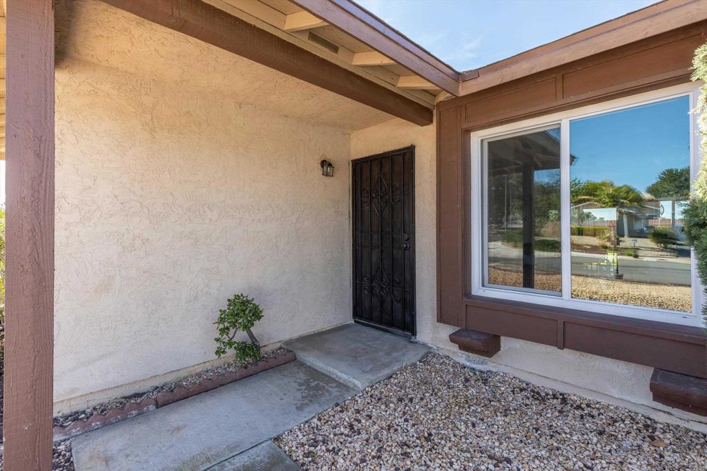 4719 Mystik Road Oceanside, CA 92056 - Photo 5 of 46