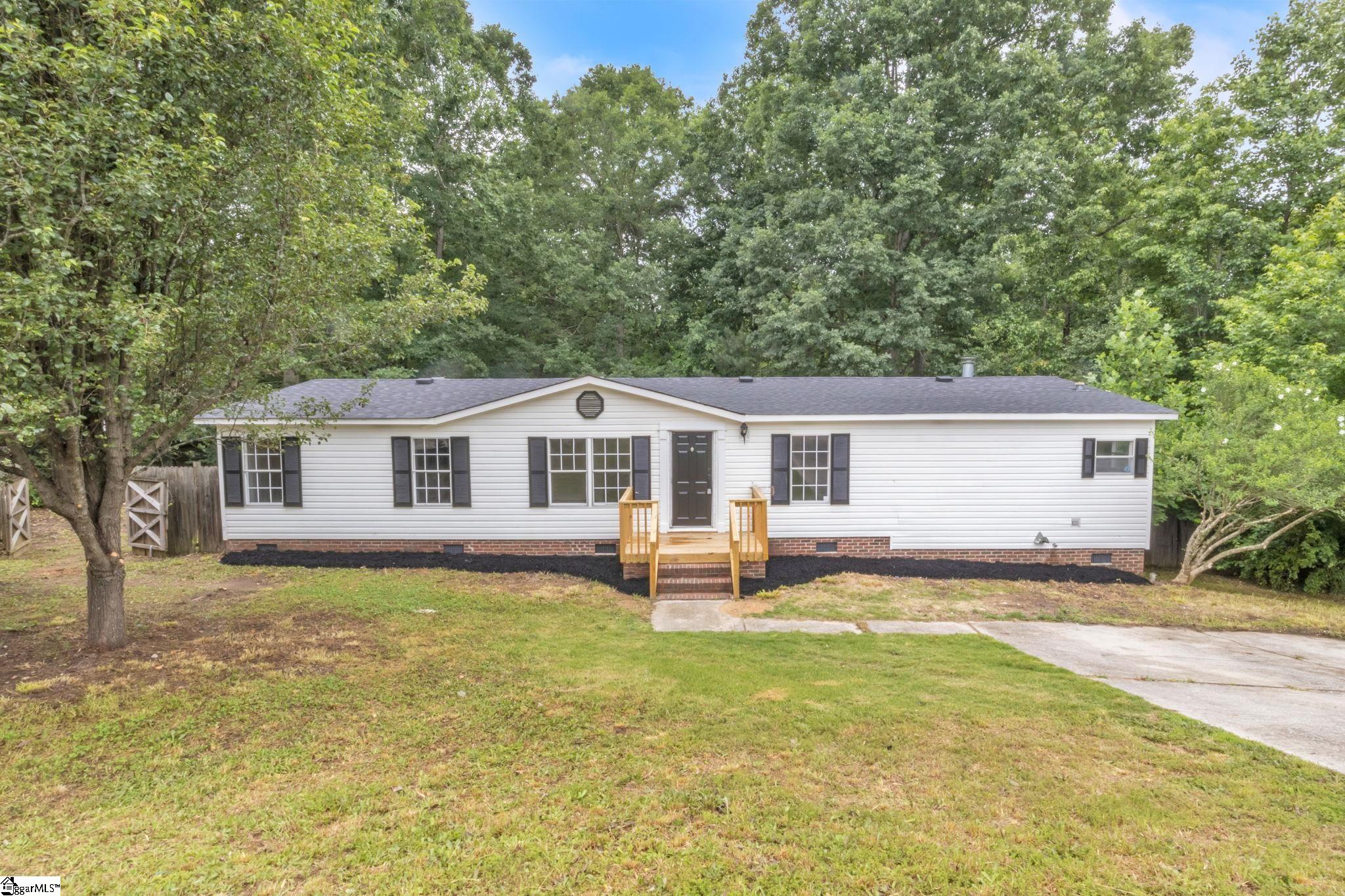 409 Walnut Crest Court Fountain Inn, SC 29644 - Photo 1 of 25 Gallery Image 1