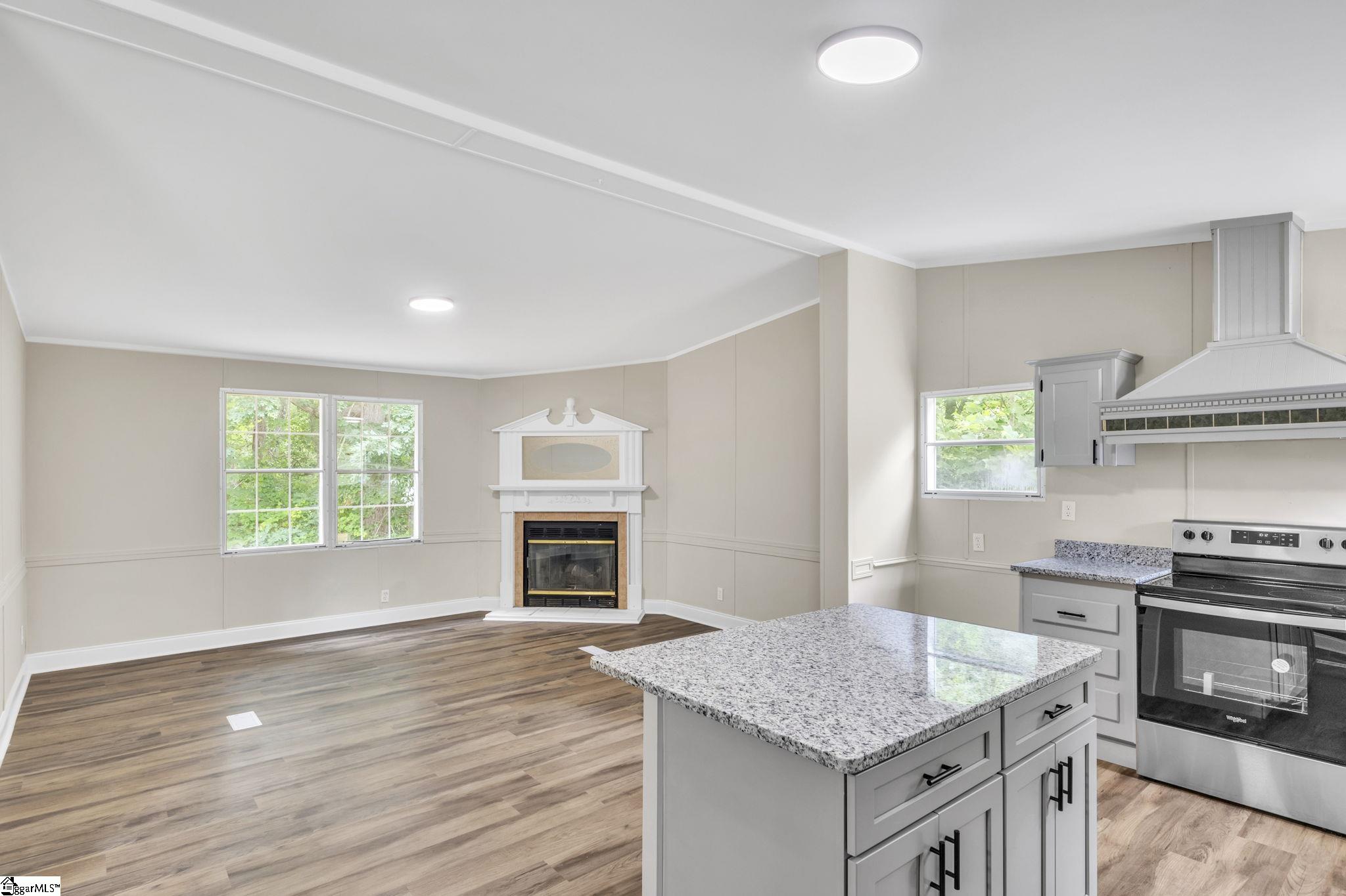 409 Walnut Crest Court Fountain Inn, SC 29644 - Photo 10 of 25 Gallery Image 10