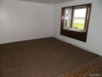 3077 Pigeon Road Elkton, MI 48731 - Photo 3 of 9 Living Room.jpg
