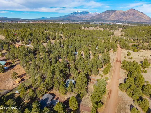 $524,900 | 225 South Beech Drive, Flagstaff, AZ 86004