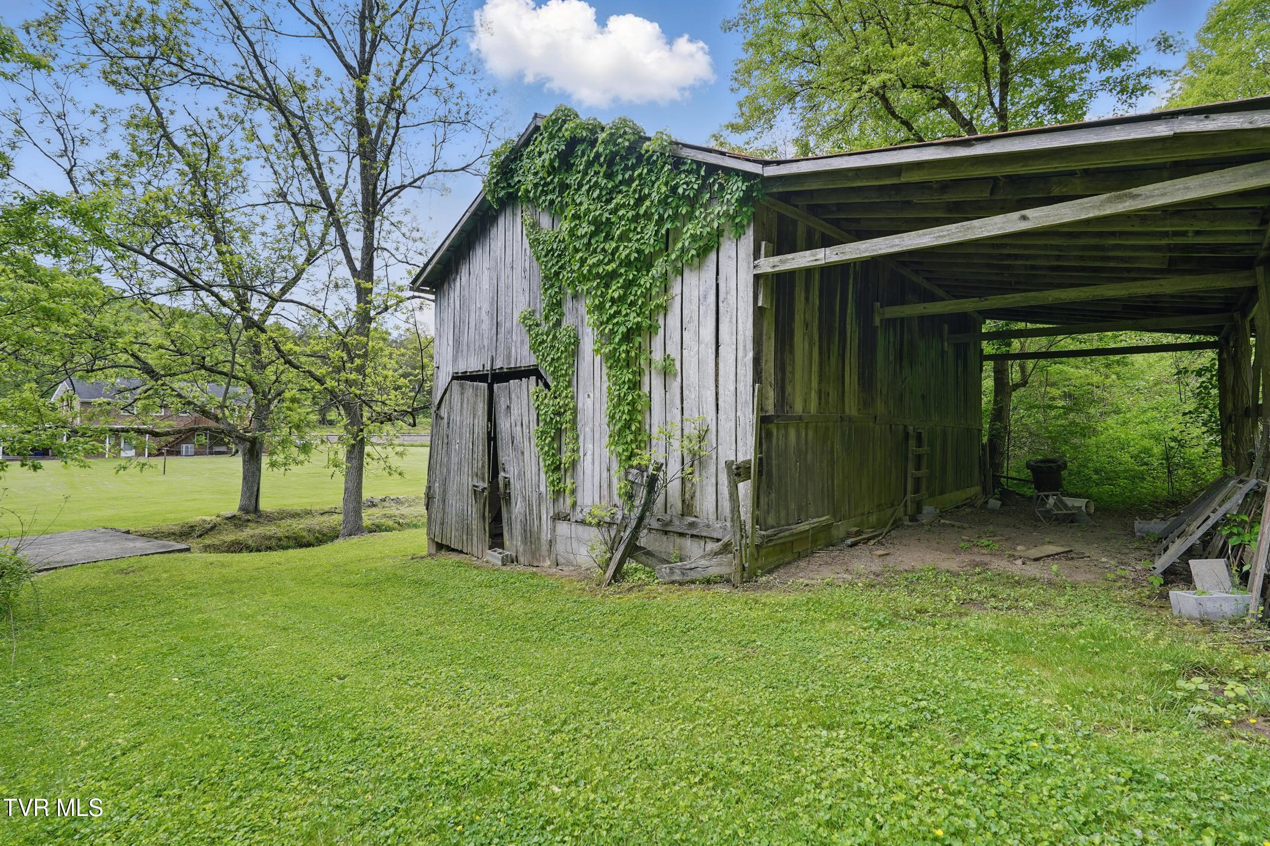 2153 Daniel Boone Road Gate City, VA 24251 - Photo 27 of 40 ARW01398