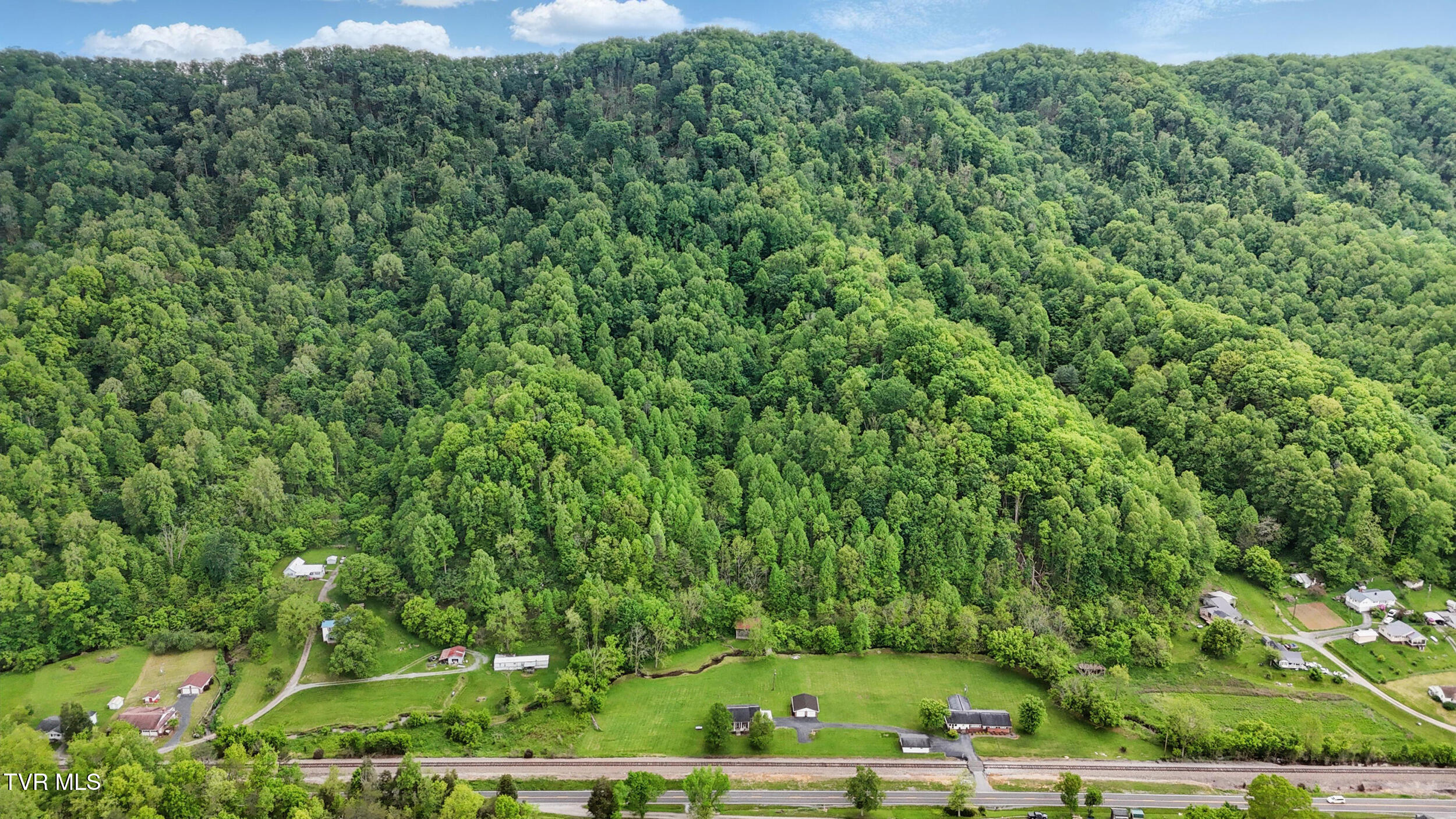 2153 Daniel Boone Road Gate City, VA 24251 - Photo 28 of 40 DJI_20250506104018_0169_D