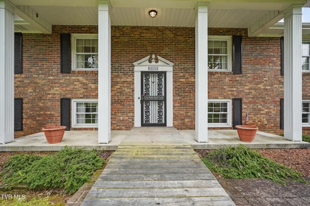 $400,000 | 2153 Daniel Boone Road, Gate City, VA 24251