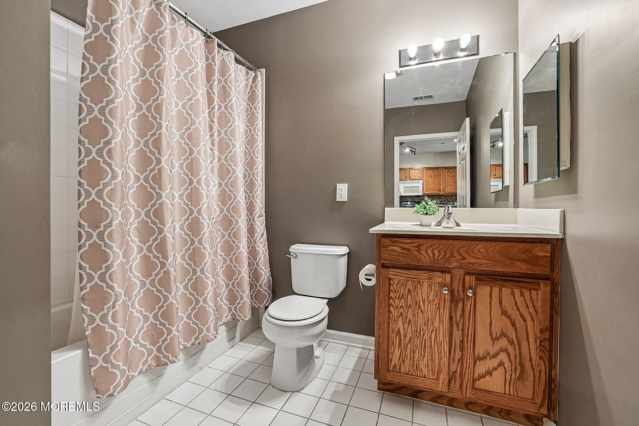 368 Rector Street, Unit 419 Perth Amboy, NJ 08861 - Photo 7 of 24 016