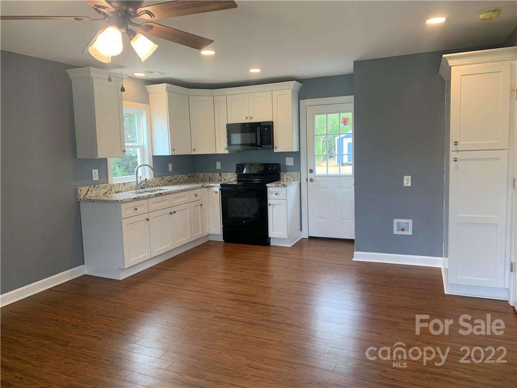 3331 Filbert Highway Clover, SC 29710 - Photo 4 of 17 Gallery Image 4