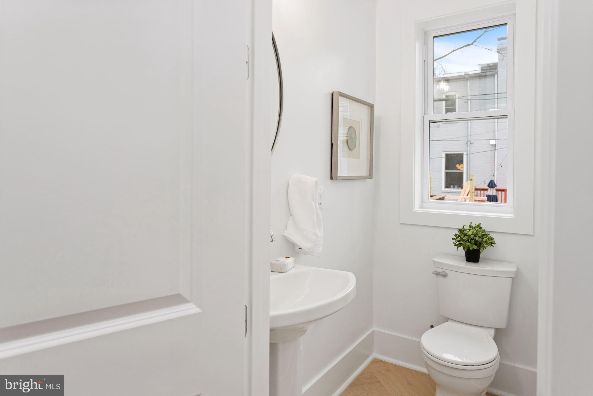 1437 Constitution Avenue Northeast Washington, DC 20002 - Photo 9 of 29