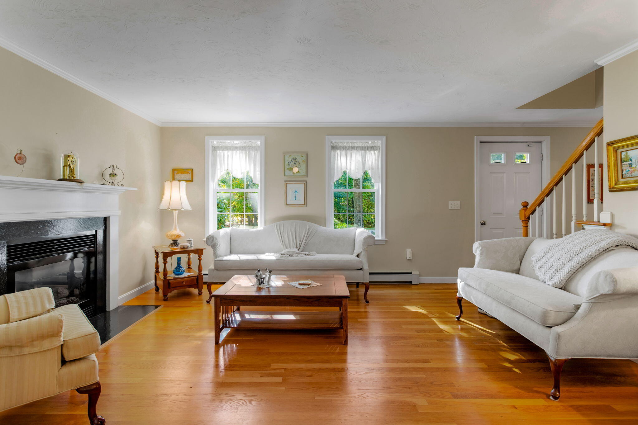 34 Grant Breen Road Mashpee, MA 02649 - Photo 5 of 28 7-web-or-mls-34 Grant Breen Dr Hi Res-9