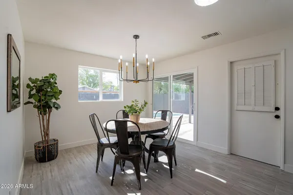 $2,700 | 1800 South Shafer Drive, Tempe, AZ 85281