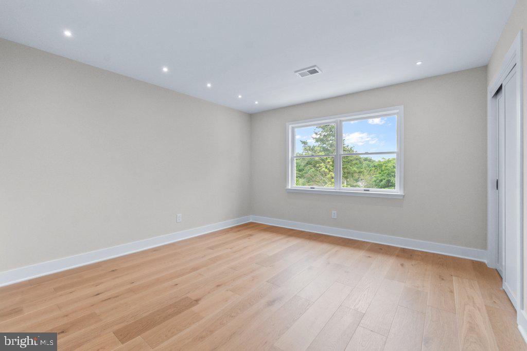 6002 Onondaga Road Bethesda, MD 20816 - Photo 51 of 70