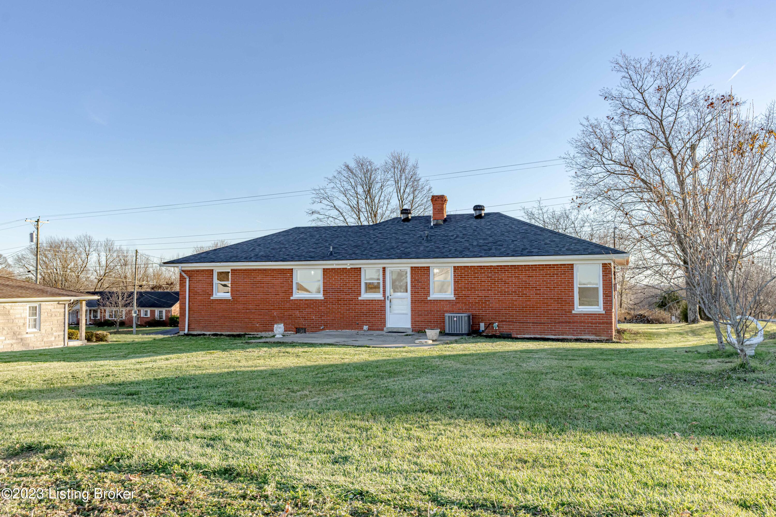 5186 Lawrenceburg Road Bloomfield, KY 40008 - Photo 6 of 35 1-07172
