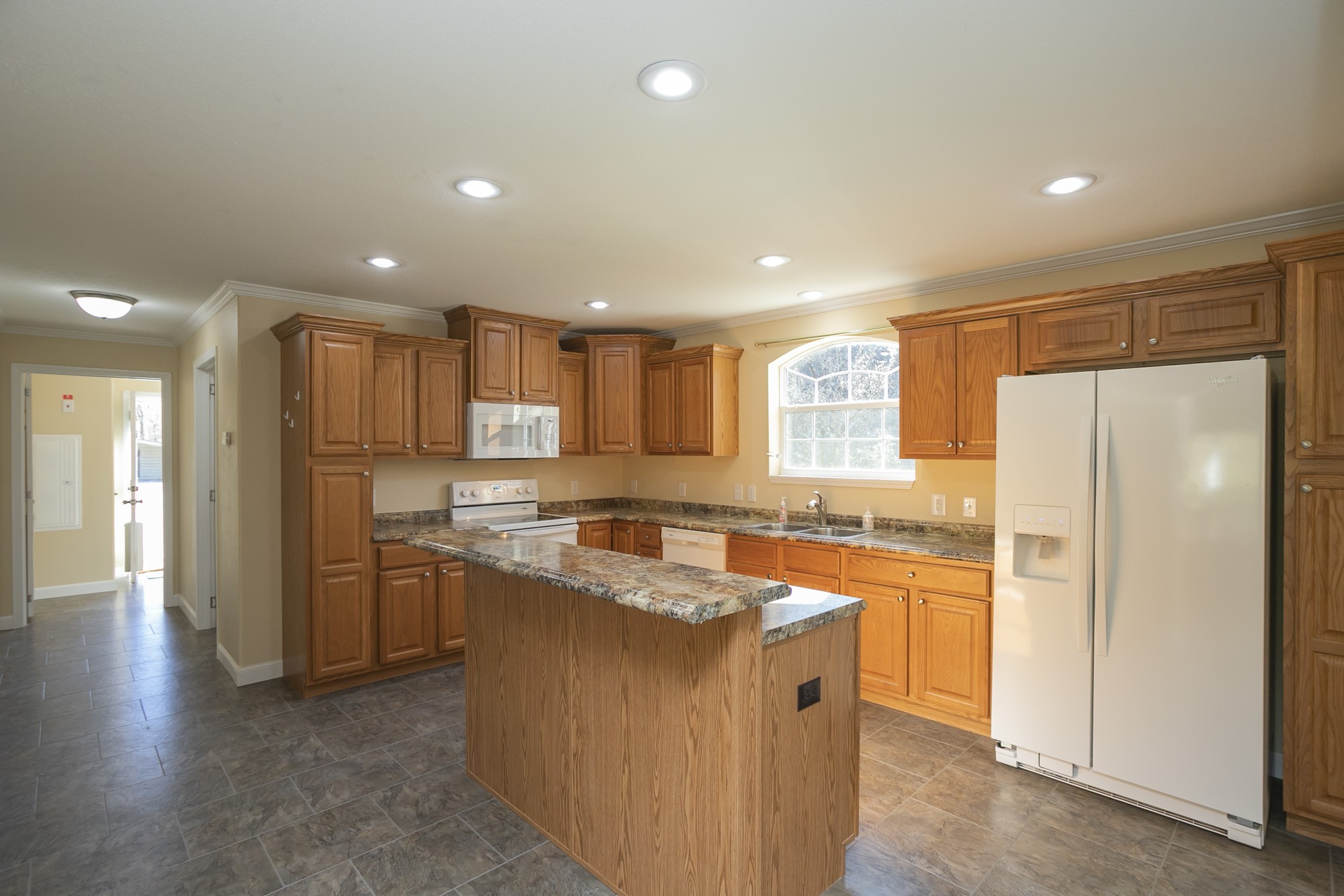 8553 Joy Road Mount Pleasant, TN 38474 - Photo 9 of 55 Gallery Image 9