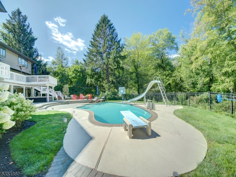 7 Arden Road Denville, NJ 07834 - Photo 48 of 50