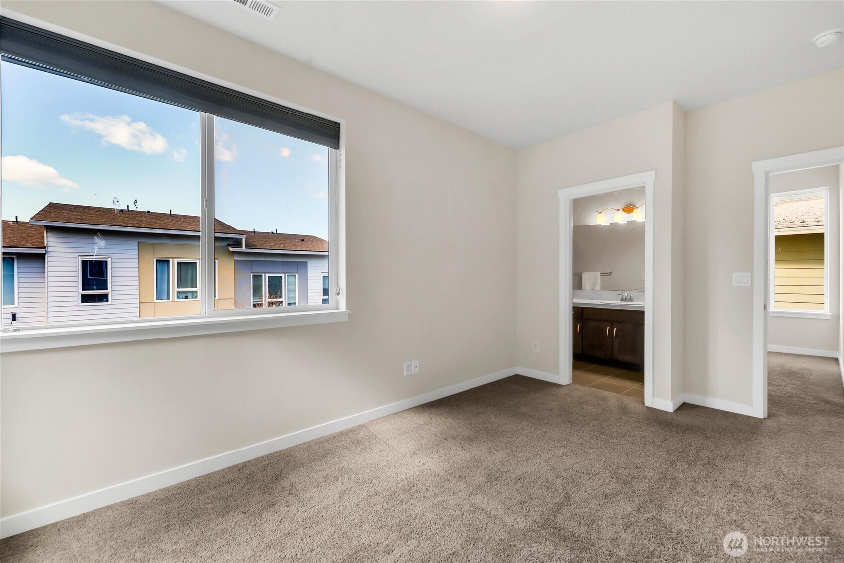 14610 36th Avenue Northeast Lake Forest Park, WA 98155 - Photo 17 of 37