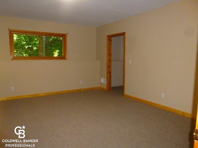 10033 O'connor Road Avoca, MI 48006 - Photo 33 of 46 lower level bedroom #2