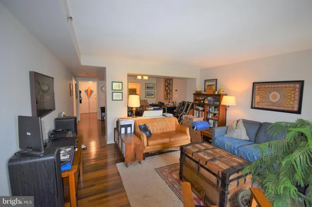 $3,099 | 610 North West Street, Unit 308, Alexandria, VA 22314