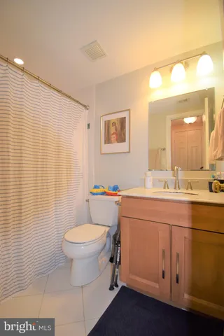 $3,099 | 610 North West Street, Unit 308, Alexandria, VA 22314