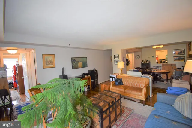 $3,099 | 610 North West Street, Unit 308, Alexandria, VA 22314