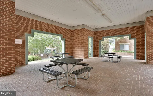 $3,099 | 610 North West Street, Unit 308, Alexandria, VA 22314