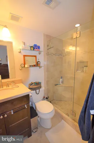 $3,099 | 610 North West Street, Unit 308, Alexandria, VA 22314