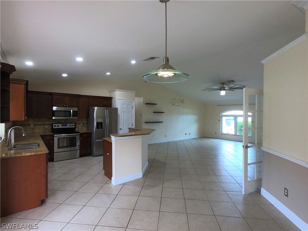 878 Rue Labeau Circle Fort Myers, FL 33913 - Photo 8 of 35 Gallery Image 8