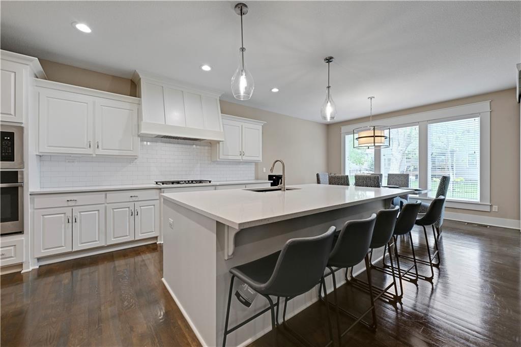 9149 Green Road Lenexa, KS 66227 - Photo 11 of 44