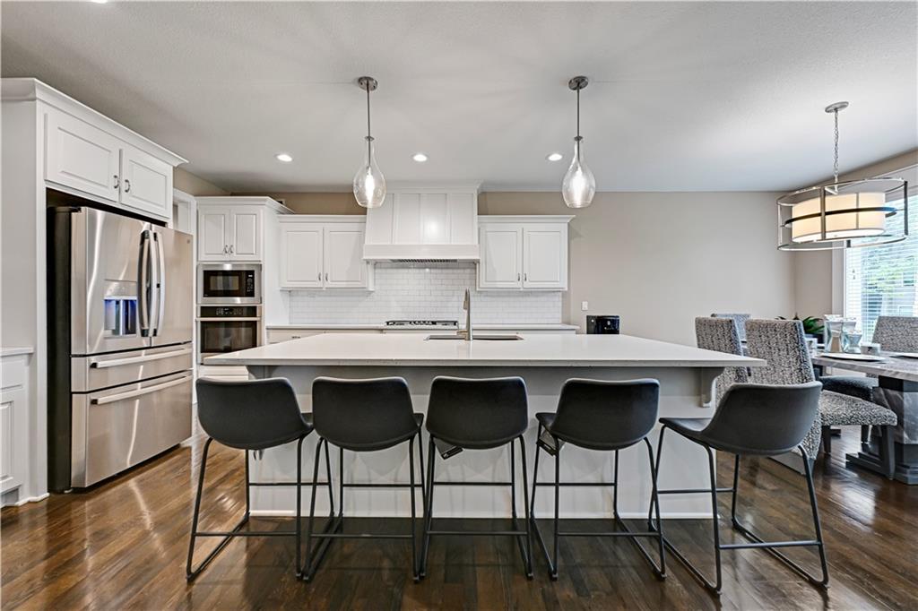 9149 Green Road Lenexa, KS 66227 - Photo 9 of 44