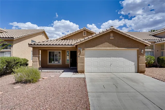 $2,045 | 10046 Catseye Cove Court, Las Vegas, NV 89183