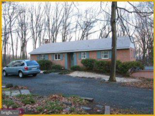 696 Ridge Road Telford, PA 18969 - Photo 1 of 4