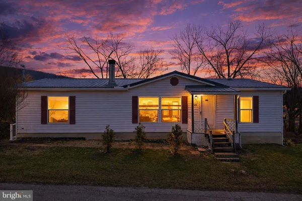 $275,000 | 124 School House Drive, Howard, PA 16841