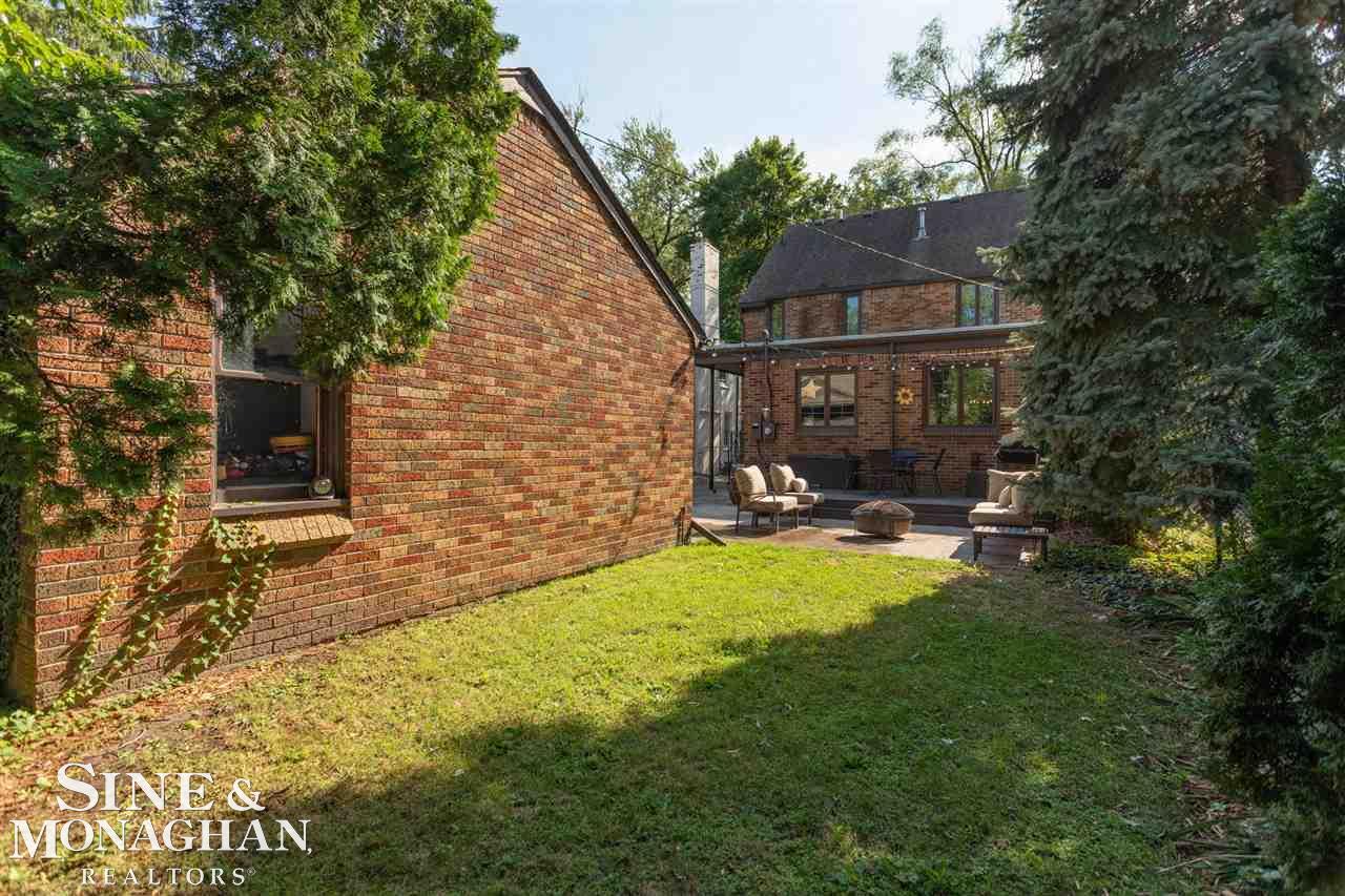 274 Moran Road Grosse Pointe Farms, MI 48236 - Photo 38 of 44