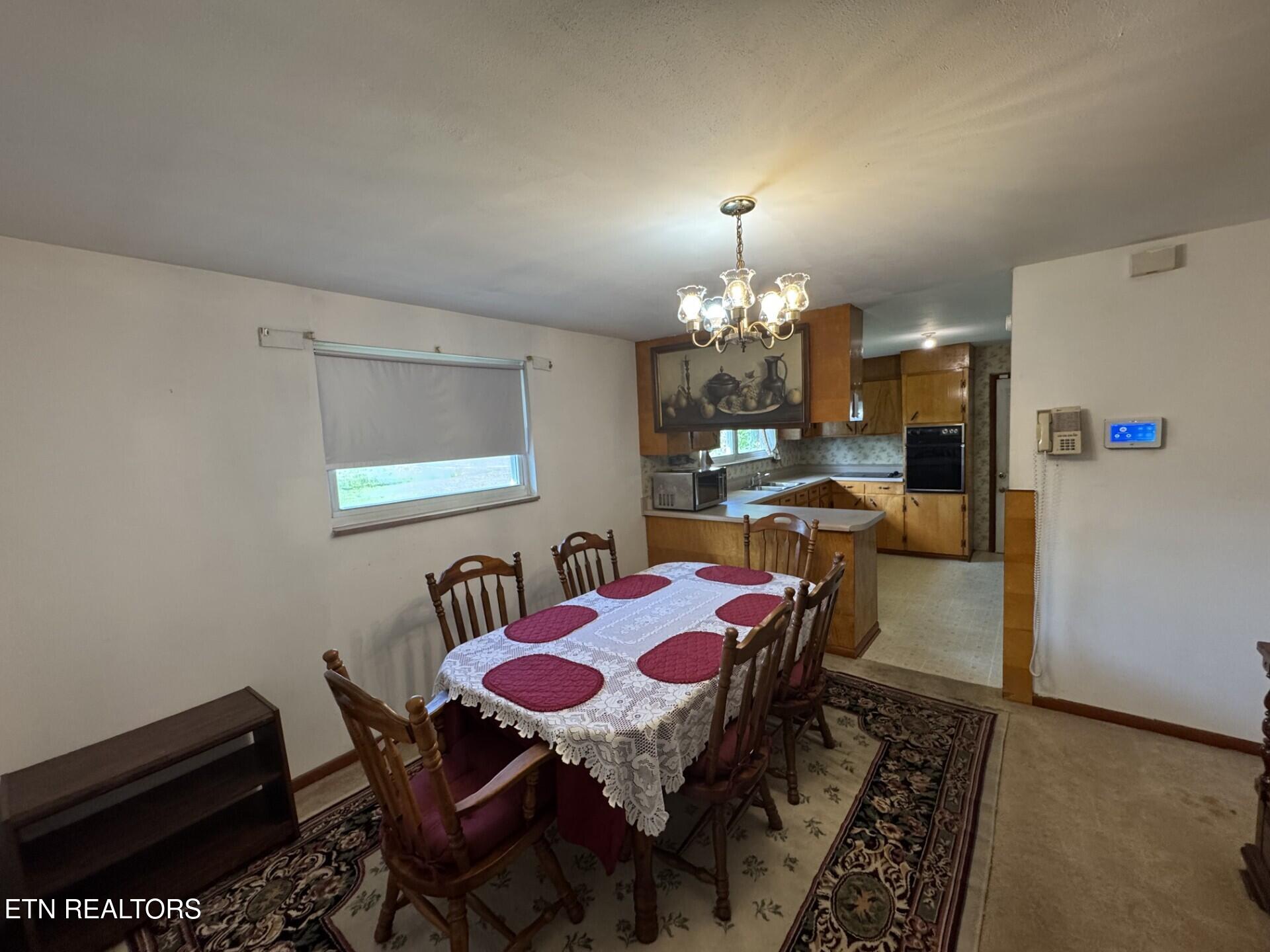 5401 Davis Ferry Road Loudon, TN 37774 - Photo 8 of 15 Dining