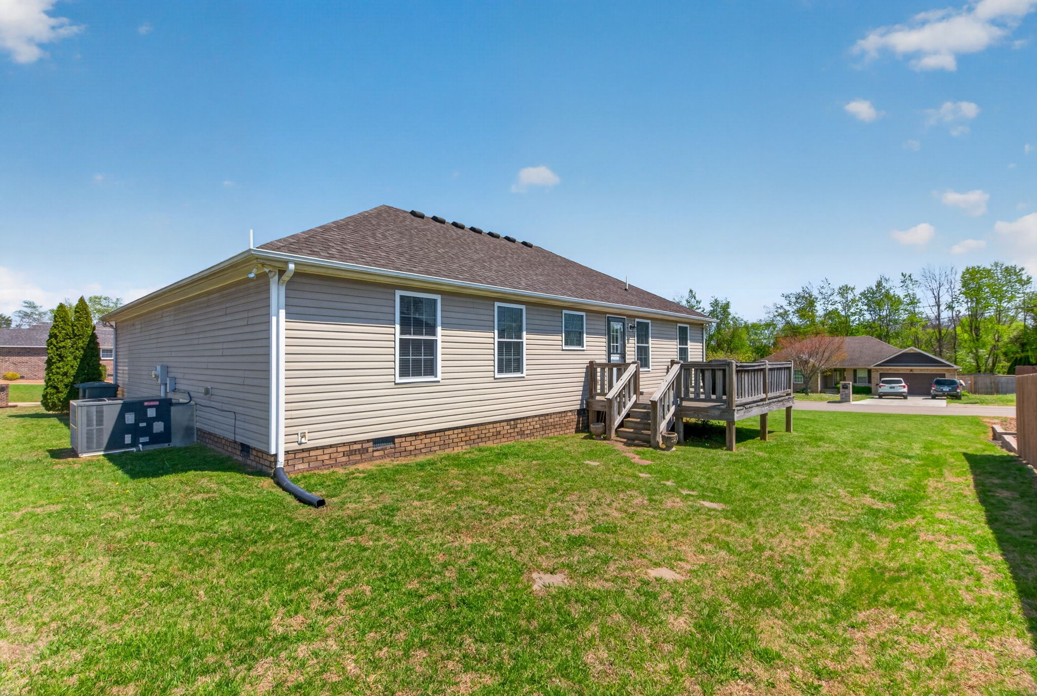 126 Hollands Way Portland, TN 37148 - Photo 39 of 42 a view of a house with a yard porch and sitting area